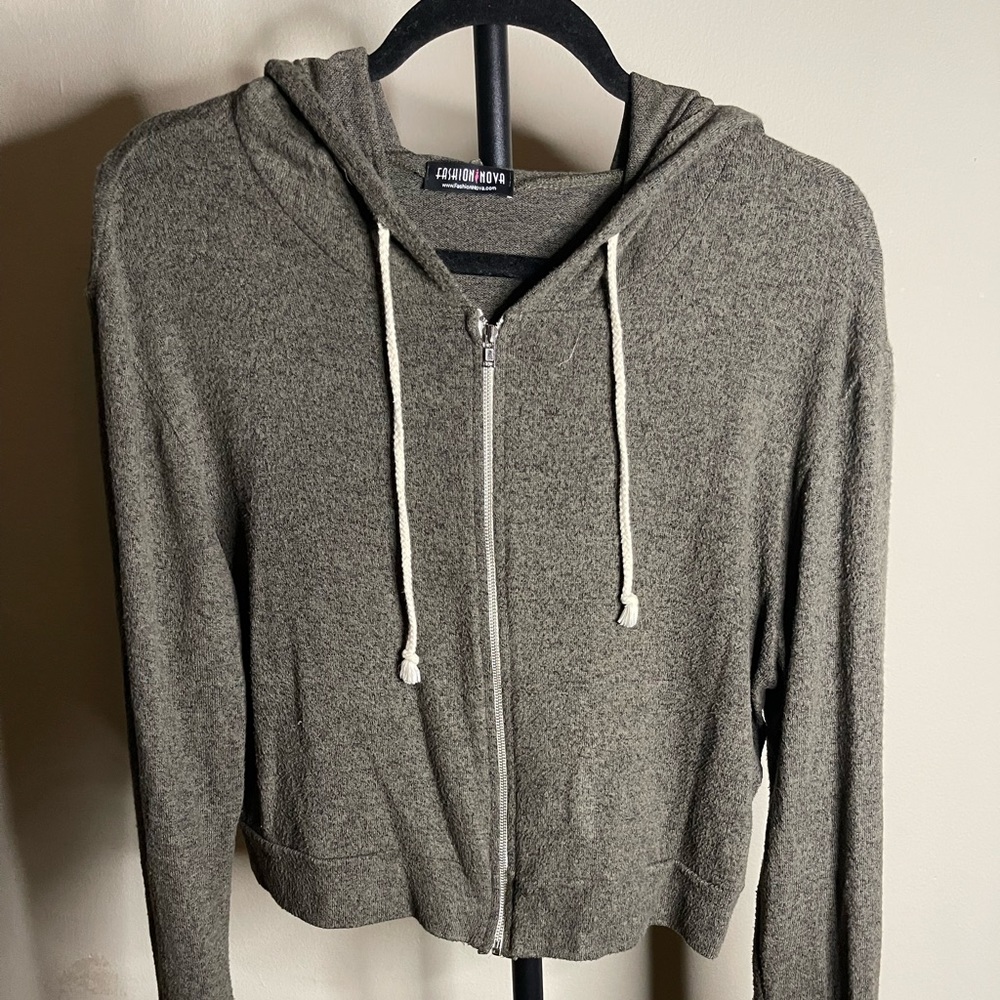 olive green soft cropped hoodie